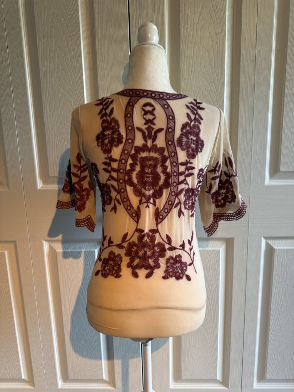 NanaMacs Dahlia Floral Embroidered Mesh Bodysuit Nude Dark Red Womens Size Large - Picture 2 of 7